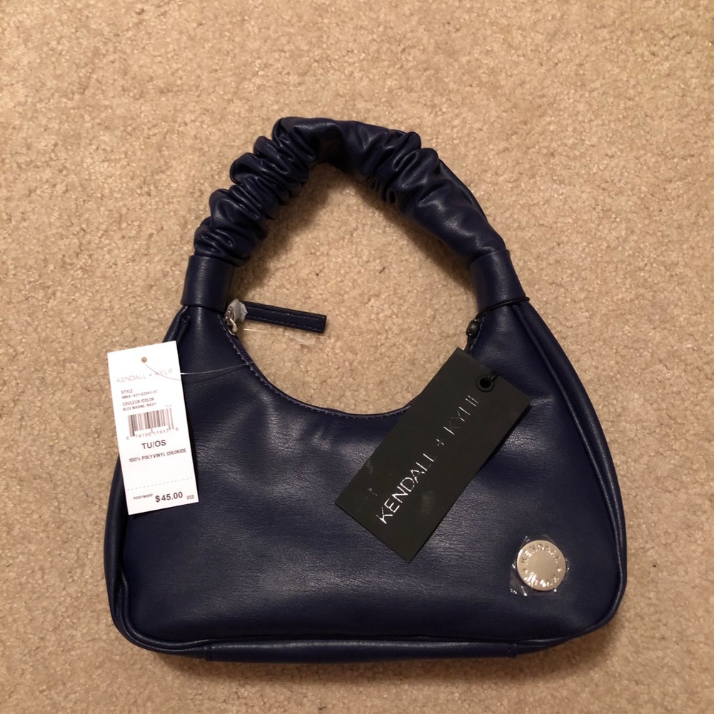 Kendall and Kylie Blue Marine / Navy Purse Small with Zipper & Inside Pocket NWT